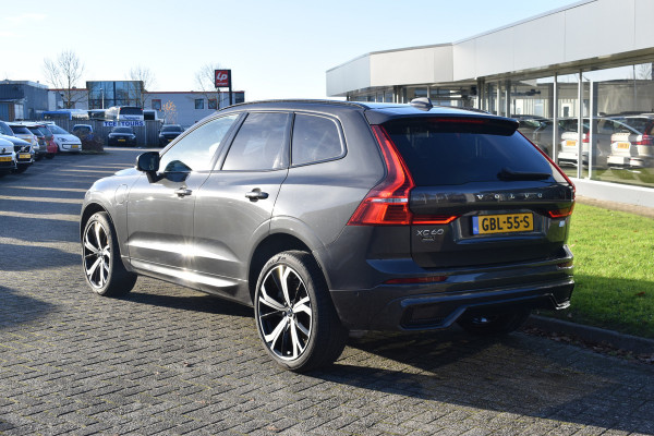 Volvo XC60 T6 350PK Automaat AWD Ultimate Dark | B&W | ACC | 360 camera | 21"LMV | Panoramadak | Wool blend | Stuurverwarming