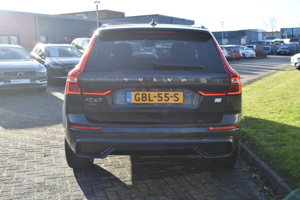 Volvo XC60 T6 350PK Automaat AWD Ultimate Dark | B&W | ACC | 360 camera | 21"LMV | Panoramadak | Wool blend | Stuurverwarming