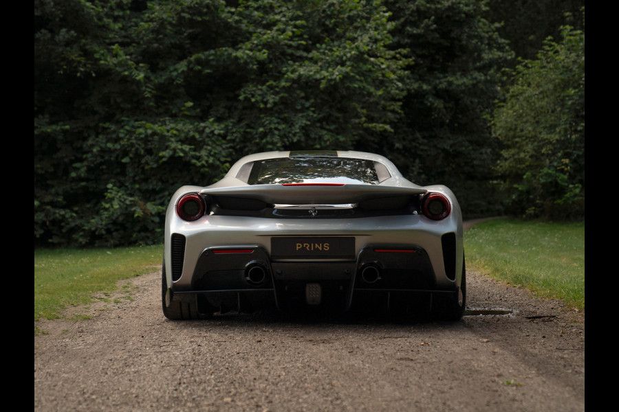 Ferrari 488 Pista | Lift | Cuoio Alcantara! | Full PPF | Veel carbon | Argento Nurburgring