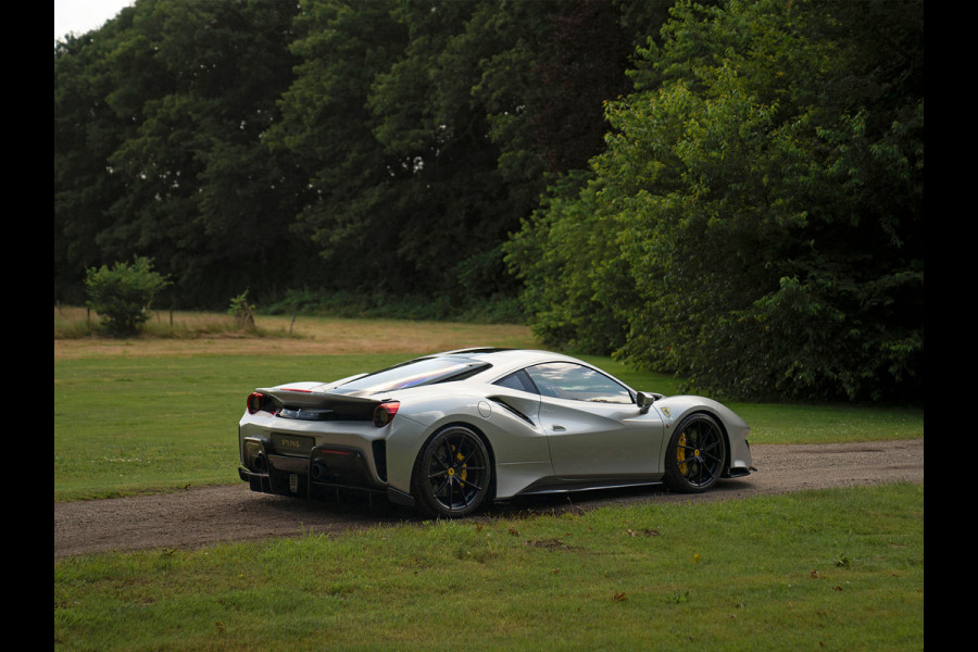 Ferrari 488 Pista | Lift | Cuoio Alcantara! | Full PPF | Veel carbon | Argento Nurburgring