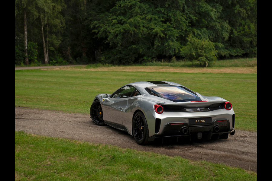 Ferrari 488 Pista | Lift | Cuoio Alcantara! | Full PPF | Veel carbon | Argento Nurburgring