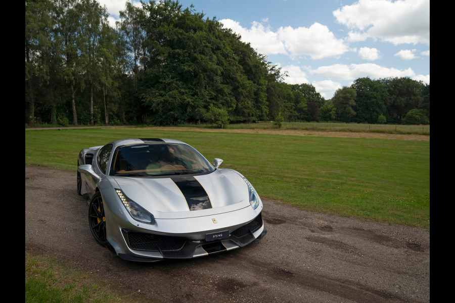 Ferrari 488 Pista | Lift | Cuoio Alcantara! | Full PPF | Veel carbon | Argento Nurburgring