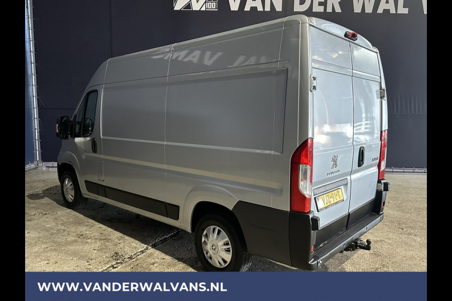 Peugeot Boxer 2.2 BlueHDi 140pk L2H2 Euro6 Airco | Camera | 2500kg Trekhaak | Cruisecontrol parkeersensoren, LED, chauffeursstoel