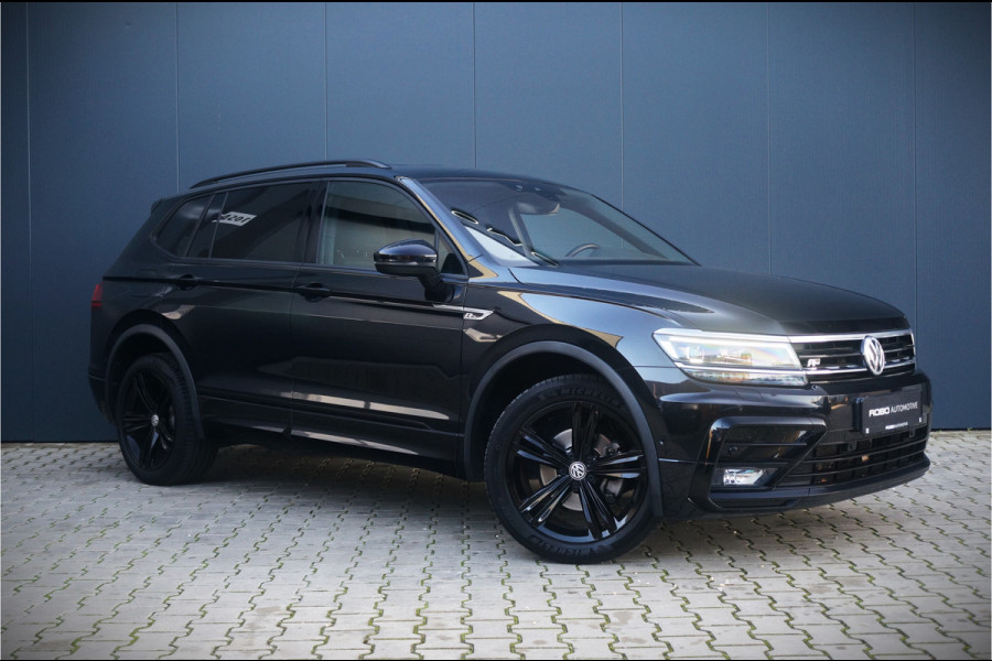 Volkswagen Tiguan Allspace 1.5 TSI Highline Business R | Black Style | R-Line | Virtual | Trekhaak | Camera | Stuur/Stoelverwarming | NAP | BTW | Keyless | Elek. Achterklep | Adaptive Cruise Control | Led | Automaat |