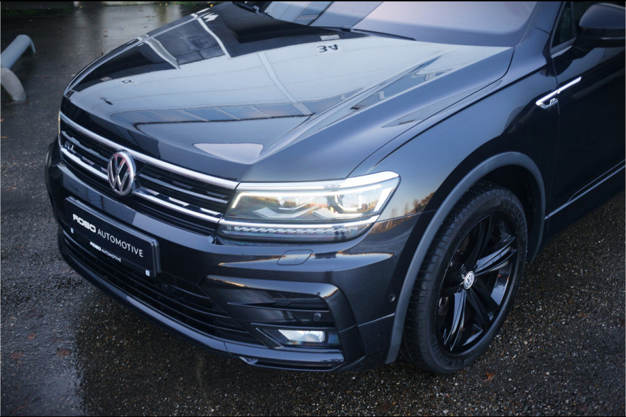 Volkswagen Tiguan Allspace 1.5 TSI Highline Business R | Black Style | R-Line | Virtual | Trekhaak | Camera | Stuur/Stoelverwarming | NAP | BTW | Keyless | Elek. Achterklep | Adaptive Cruise Control | Led | Automaat |