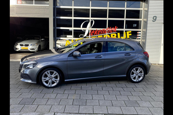 Mercedes-Benz A-Klasse 180 BlueEfficiency URBAN - Navigatie I Airco I PDC I Sport interieur & Velgen I Dealer onderhouden