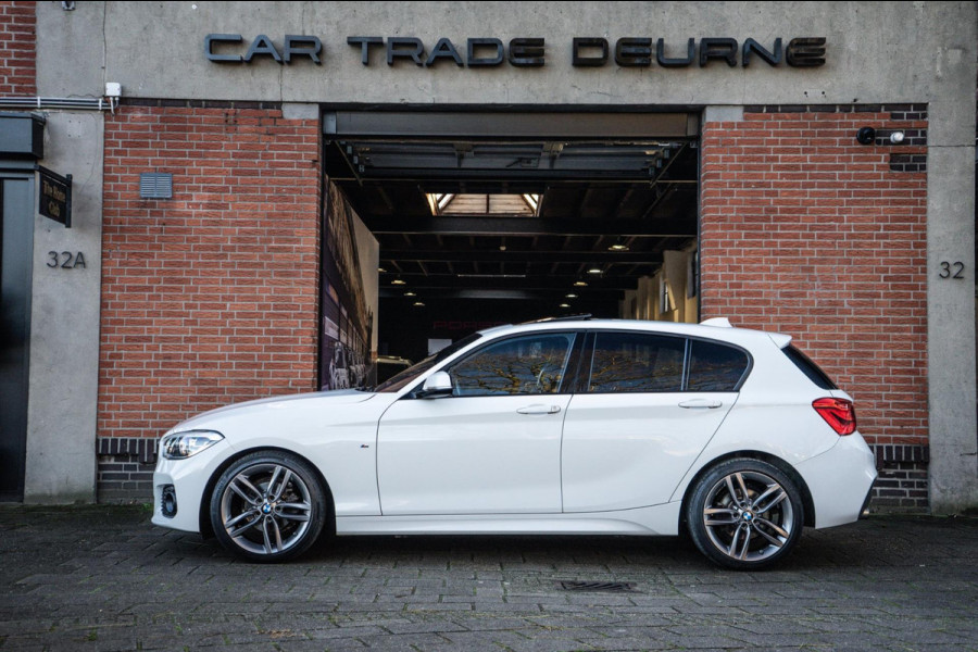 BMW 1-serie 118i High Executive M-Sport Pano / Cruise / Stuurverwarming