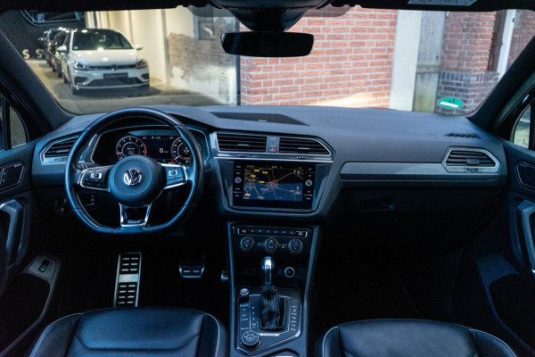 Volkswagen Tiguan 2.0 TSI 4Motion R-Line Pano / Dynaudio / Trekhaak