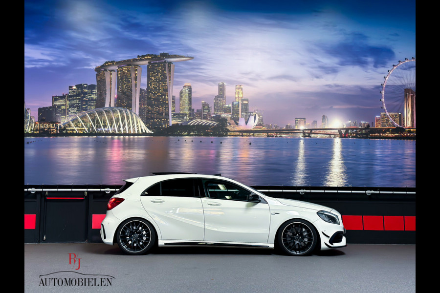 Mercedes-Benz A-Klasse AMG A45 4MATIC |Panorama|Sportuitlaat|Camera