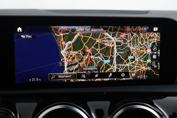 Mercedes-Benz CLA-Klasse 200 Business Solution AMG (NL-auto, Dealer onderH, Navi, Carplay, Camera, StoelV, Climate Con, Etc)