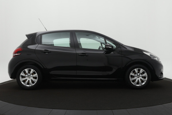 Peugeot 208 BWJ 2019 / 82 PK 1.2 Active | NWE APK | AIRCO | NAVI | CRUISE | PDC | ELEKTRISCH PAKKET