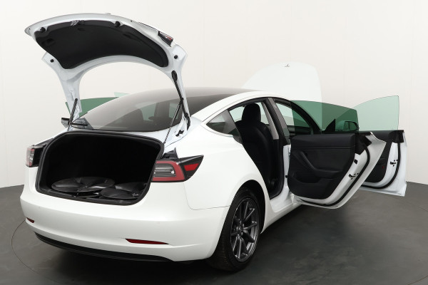 Tesla Model 3 BWJ 11-2019 351PK Long Range 75 kWh | AWD | LEER | PANO DAK | STOELVERW | NAVI | CLIMA | 18'' LMV |