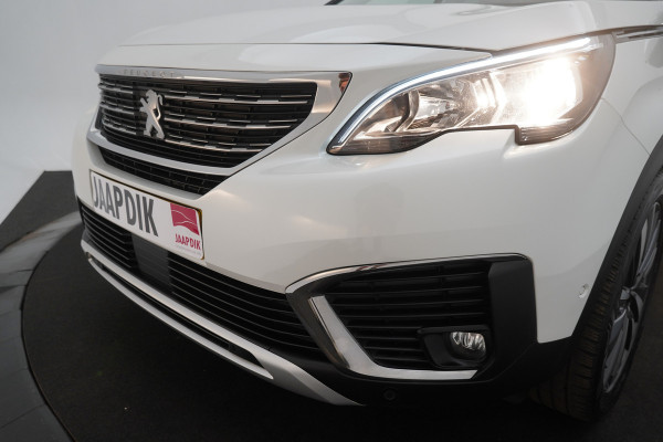 Peugeot 5008 BWJ 2020 1.2 PT 131PK Premium | NWE MOTOR | NWE KOPPELING | CLIMA | TREKHAAK | NAVI | 19'' LMV | HALF LEER | CARPLAY | CRUISE |