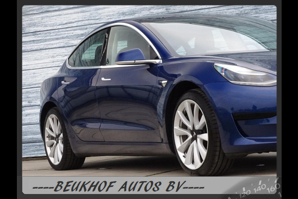 Tesla Model 3 Standard RWD Plus Trekhaak 19 inch Pano Leer