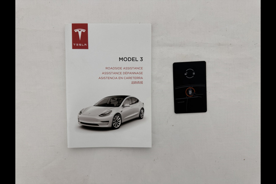 Tesla Model 3 Standard RWD Plus 60 kWh [ 3-Fase ] (INCL.BTW) Aut. *PANO | AUTO-PILOT | NAPPA-LEATHER | KEYLESS | FULL-LED | MEMORY-PACK | SURROUND-VIEW | DAB | APP-CONNECT | DIGI-COCKPIT | LANE-ASSIST | TOWBAR | COMFORT-SEATS | 19"ALU*