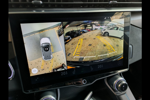 Lynk & Co 01 1.5 Turbo PHEV  *360° Camera* Pano/dak Apple/Carplay Adaptive/Cruise Rijklaar + 12 maanden Bovag-garantie Henk Jongen Auto's in Helmond,  al 50 jaar service zoals 't hoort!