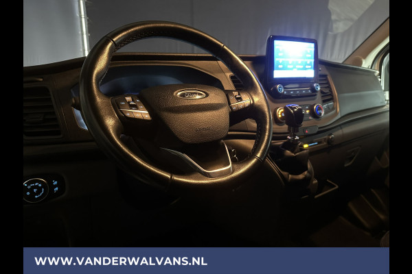 Ford Transit 2.0 TDCI 131pk L3H2 Euro6 Airco | Camera | Navigatie | Apple Carplay Android Auto, Cruisecontrol, Stoelverwarming, Verwarmde voorruit, Parkeersensoren, Bijrijdersbank