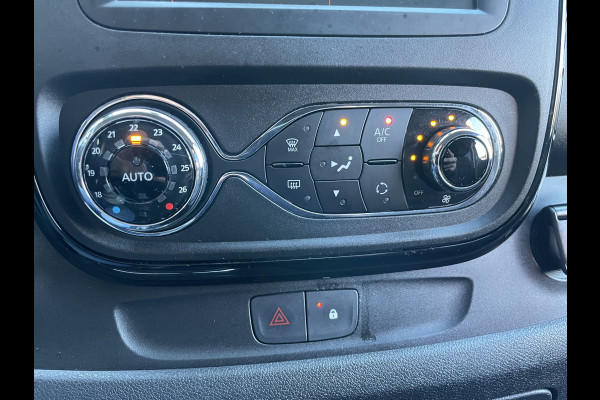 Fiat Talento 1.6 MJ EcoJet L2H1 Dubbele cabine SX /aannemersuitvoering/ Climate control - Adaptive cruise - parkeer sensoren achter - Navigatie - Radio - USB/AUX - Bluetooth - Achteruitrij camera - Multi functioneel lederen stuurwiel - Mistlampen - Licht metalen  side pipes - Lendesteun - zonnescherm zijruit - dubbele cabine