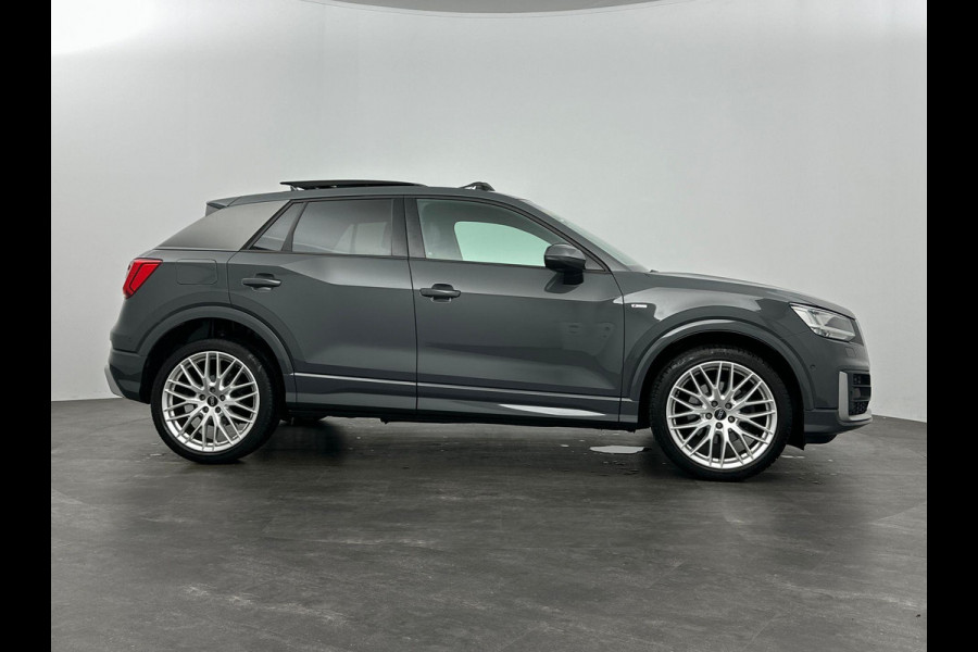 Audi Q2 1.4 TFSI CoD Launch Edition S-line Automaat Leder Panorama dak Stoelverwarming Led PDC