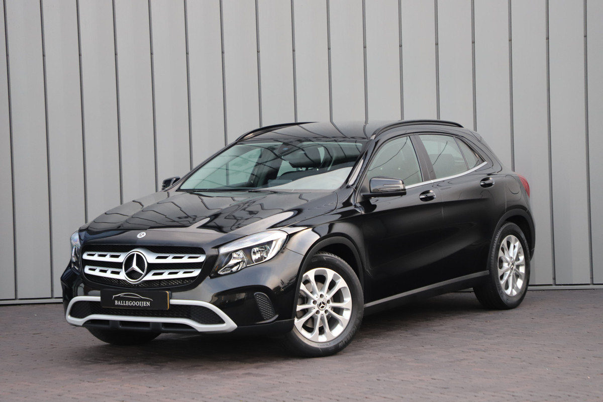 Mercedes-Benz GLA 200 Business | Aut7 | Achteruitrijcamera | Sfeerverlichting | Clima | Cruise Control | Trekhaak | 2019.