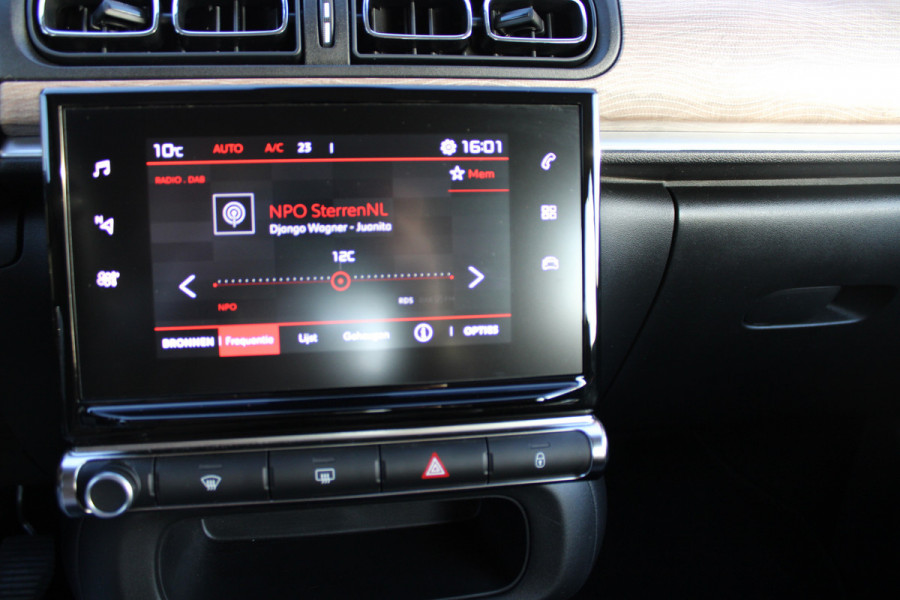 Citroën C3 1.2 PureTech Feel | Carplay | 16" Lichtmetalen Velgen | Cruise Control | DAB | LED