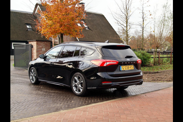 Ford FOCUS Wagon 1.5 EcoBoost ST Line Business | 182 PK | Bang & Olufsen | Panoramadak | NL-Auto |