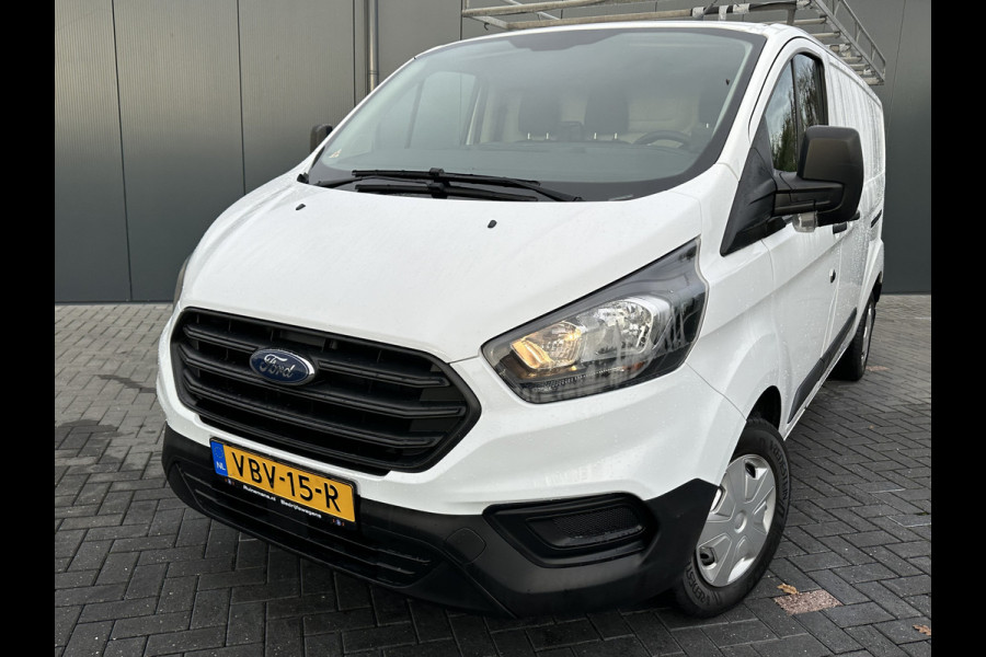 Ford Transit Custom 2.0 TDCI / L2H1 / 2x SCHUIFDEUR / 2.800 KG AHG / TREKHAAK / IMPERIAAL / AIRCO / CAMERA