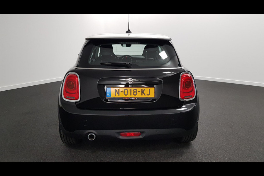 MINI Mini 1.5 136pk Cooper Chili | Climate Control | Parkeer Sensoren | Led | Parkeer Sensoren | Lichtmetalen Velgen #