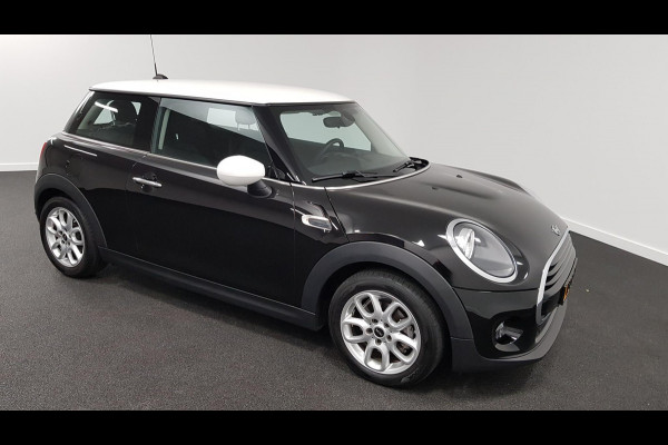 MINI Mini 1.5 136pk Cooper Chili | Climate Control | Parkeer Sensoren | Led | Parkeer Sensoren | Lichtmetalen Velgen #