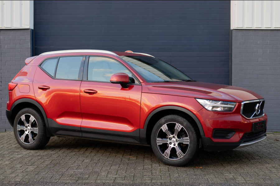 Volvo XC40 1.5 T3 Momentum Pro Automaat Leder Trekhaak