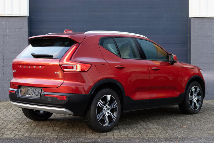 Volvo XC40 1.5 T3 Momentum Pro Automaat Leder Trekhaak