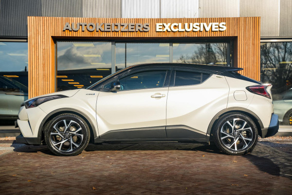 Toyota C-HR 1.8 Hybrid Bi-Tone Sterrenhemel Cruise Stoelverw. DAB+ Keyless Trekhaak 18''LM