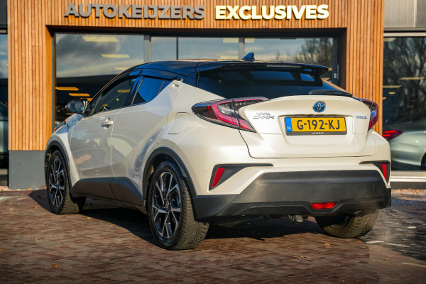 Toyota C-HR 1.8 Hybrid Bi-Tone Sterrenhemel Cruise Stoelverw. DAB+ Keyless Trekhaak 18''LM