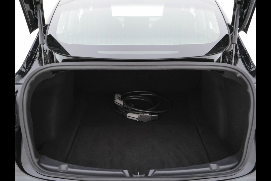 Tesla Model 3 Long Range AWD 75 kWh [ 3-Fase ] (INCL-BTW) Aut. *PANO | AUTO-PILOT | NAPPA-LEATHER | KEYLESS | FULL-LED | MEMORY-PACK | SURROUND-VIEW | DAB | APP-CONNECT | DIGI-COCKPIT | LANE-ASSIST | TOWBAR | COMFORT-SEATS | 18"ALU*