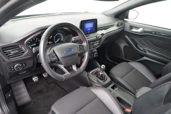 Ford Focus BWJ 2020 / 1.0i 126PK ST Line Business | AIRCO | NAVI | CARPLAY | STOELVERW | PDC | ST-LINE PAKKET |