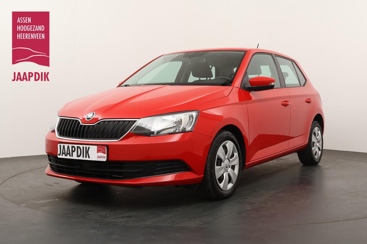 Škoda Fabia BWJ 2018 | 1.0 60PK Active | NWE APK | AIRCO | CRUISE | PDC | LEDEREN STUURWIEL |