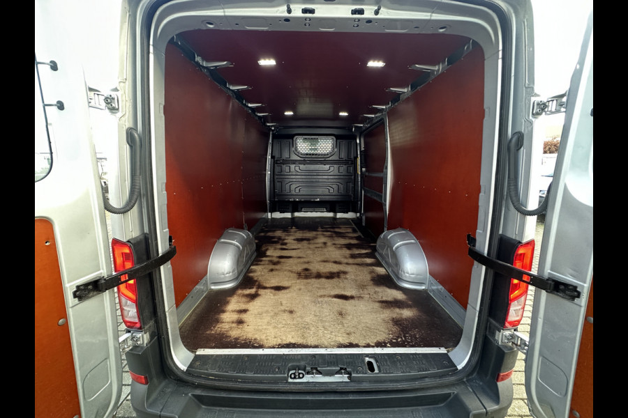 Volkswagen Crafter 30 2.0 TDI 140PK**BPM VRIJ** Automaat Euro6 L3H2 Carplay/cruise control/achteruitrijcamera