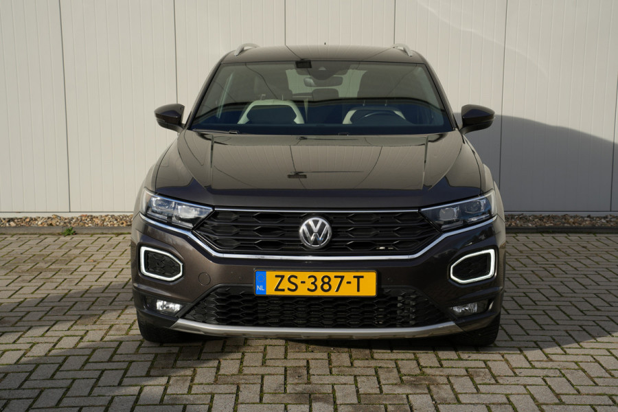 Volkswagen T-Roc 1.5 TSI Sport Automaat | Navigatie | Digitaal Dashboard | Camera