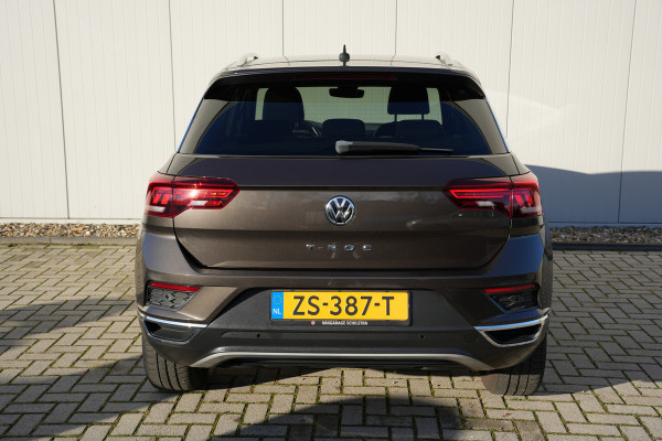 Volkswagen T-Roc 1.5 TSI Sport Automaat | Navigatie | Digitaal Dashboard | Camera