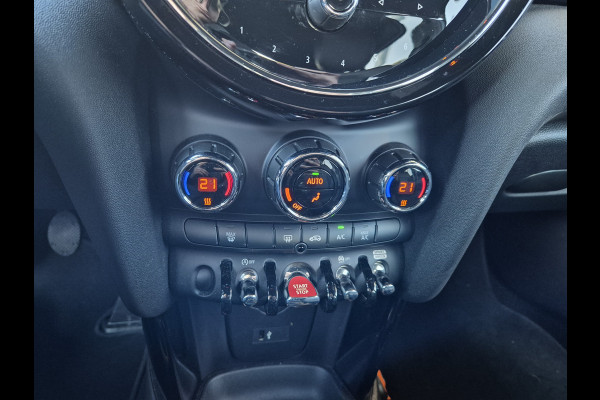 MINI Mini 1.5 Cooper Classic | Climate Control | Navigatie | DAB