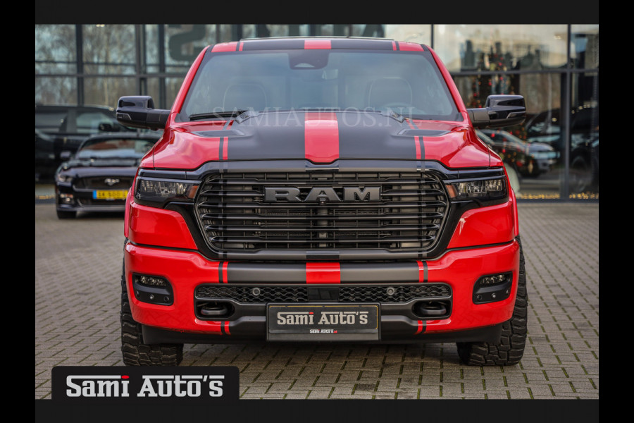 Dodge Ram PREMIUM NIGHT 2025 | HURRICAN 420PK 636 Nm | BOM VOL + 14.4 INCH SCHERM + LUCHTVERING + HUD | PRIJS MET LPG EN COVER EN GARANTIE DUBBELE CABINE | PICK UP | 5 PERSOONS | DC | GRIJSKENTEKEN | PR4 FLAME RED | VOORRAAD NR 2226 - 4993