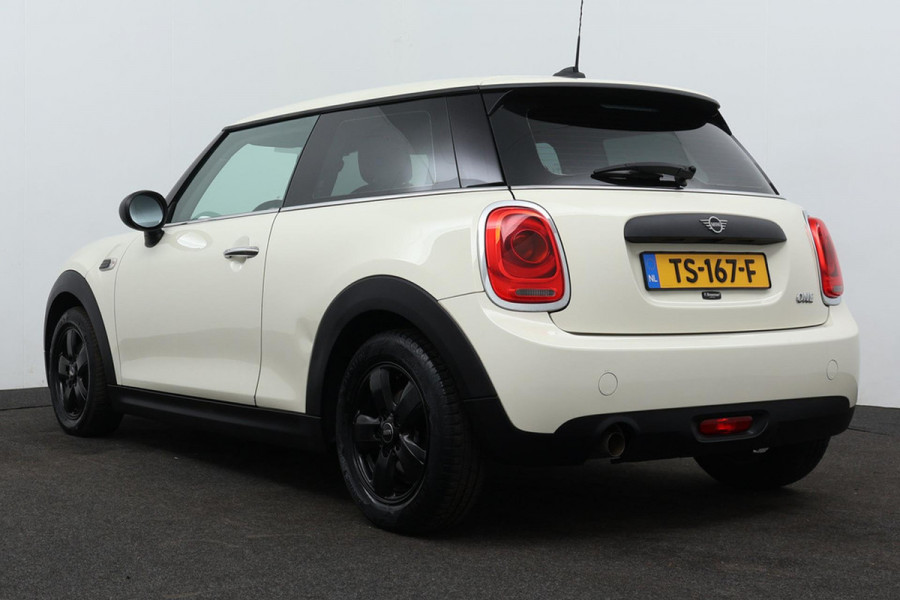 MINI Mini 1.5 One First Salt AANBIEDING/ MEENEEMPRIJS (1e Eig, NL-auto, Dealer onderhoud, Navi, Cruise Control,Airco, Etc)