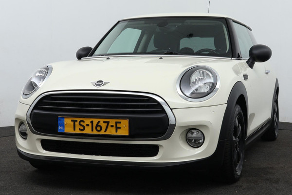 MINI Mini 1.5 One First Salt AANBIEDING/ MEENEEMPRIJS (1e Eig, NL-auto, Dealer onderhoud, Navi, Cruise Control,Airco, Etc)