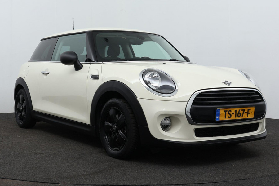 MINI Mini 1.5 One First Salt AANBIEDING/ MEENEEMPRIJS (1e Eig, NL-auto, Dealer onderhoud, Navi, Cruise Control,Airco, Etc)