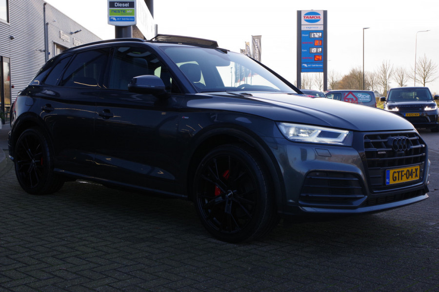 Audi Q5 55 TFSI e Quattro 367 PK Competition PHEV, Luchtvering, Panoramadak, RS-Sportstoelen, B&O Sound, 360 Camera