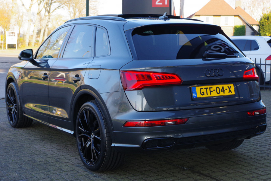 Audi Q5 55 TFSI e Quattro 367 PK Competition PHEV, Luchtvering, Panoramadak, RS-Sportstoelen, B&O Sound, 360 Camera