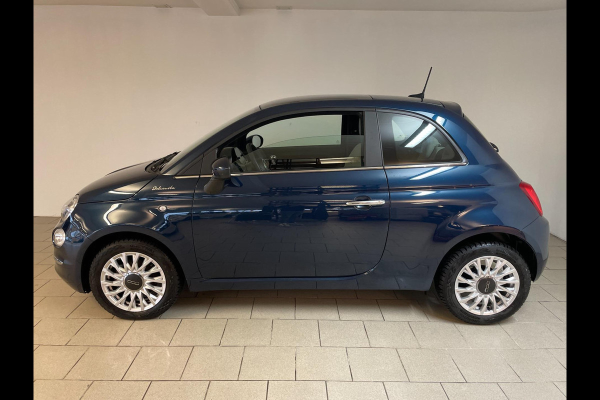 Fiat 500 1.0 Hybrid Dolcevita AIRCO SCHERM MULTI STUUR BLUETOOTH ELEK RAMEN CENT VERG NIEUWSTAAT