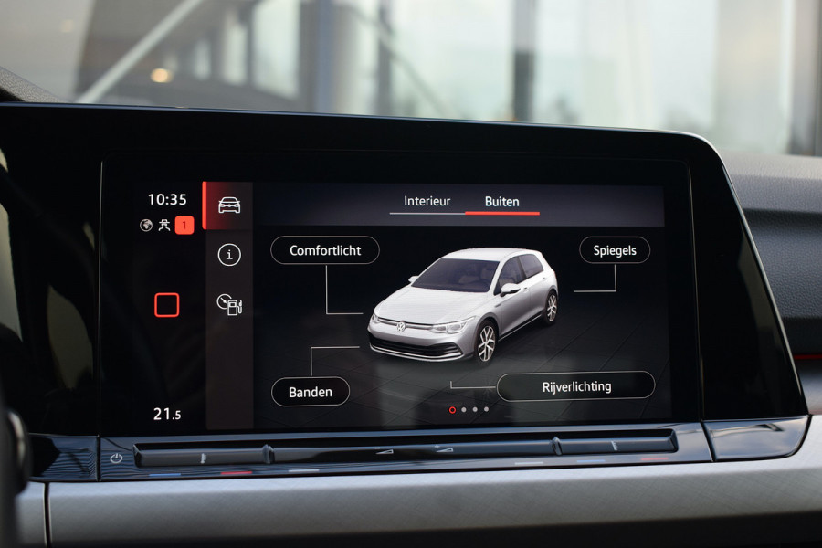 Volkswagen Golf 1.0 eTSI Life | Apple CarPlay | Virtual | Adaptive | Climate