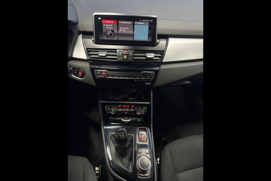 BMW 2 Serie Gran Tourer 216i Executive Edition Navi | Clima | Cruise | PDC | Trekhaak