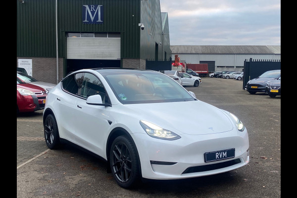 Tesla Model Y Long Range AWD 75 kWh VAN 44.900 VOOR 41.440 EINDEJAARSVOORDEEL 3.460 | AUTOPILOT | TESLA GARANTIE T/M 11-2026